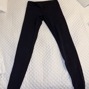 Black leggings Used Lululemon. Not high rise.